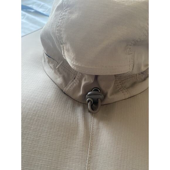 OR Outdoor Research Khaki Wide Brim Hat Summer Bucket Sun Hike Cap Size M Vented - Picture 3 of 6